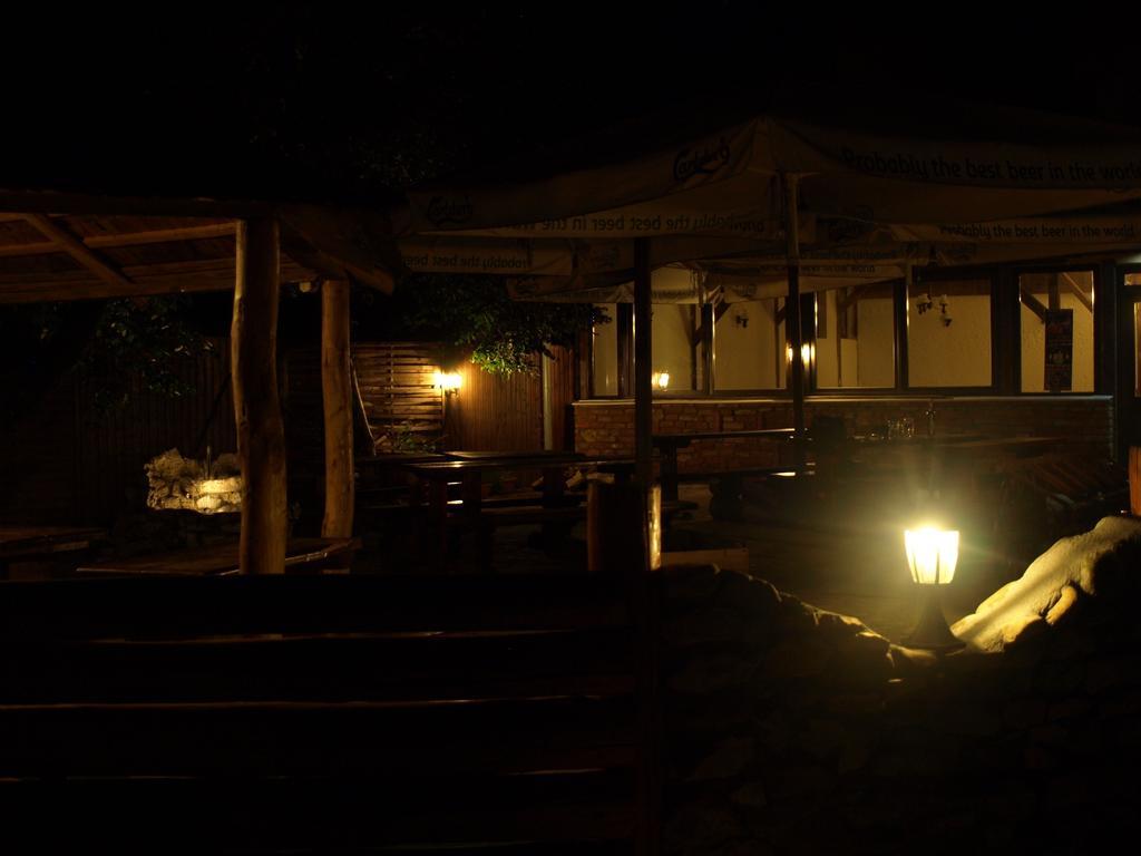 Casa Preturii Hotel Tîrgu Lăpuş Esterno foto