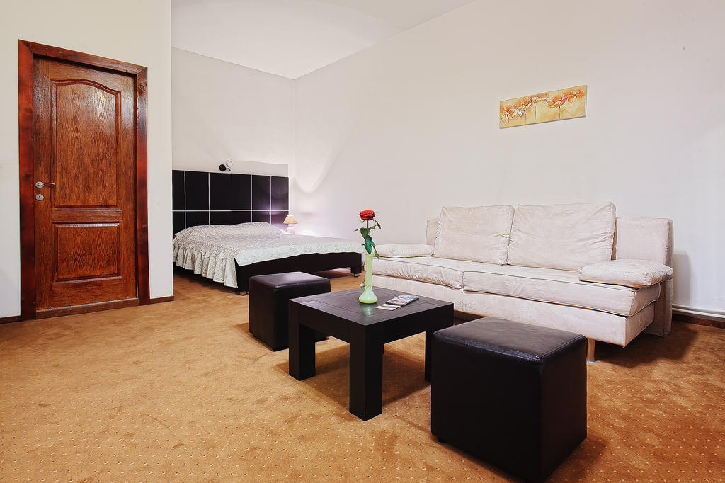 Casa Preturii Hotel Tîrgu Lăpuş Camera foto